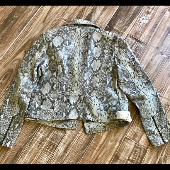 🌈Banana Republic🌈Snake print Real leather Moto Jacket - Picture 5 of 8